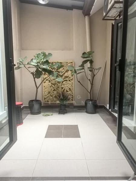 Semi-Detached House for Sale in Bukit Rahman Putra (Sungai Buloh) - Yang Stephanie - Laundry - PropertyGuru.com.my