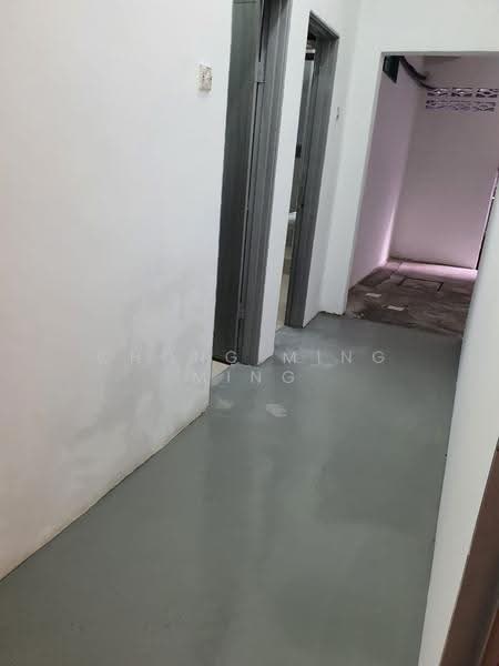Shop / Office for Sale in Bandar Sri Damansara (Selangor) - Chong Ming Ming - Corridor - PropertyGuru.com.my