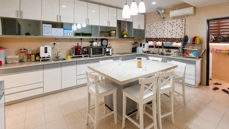 Rumah Teres 2-Tingkat untuk Dijual di Bukit Jelutong (Shah Alam) - Fauran Nawawi - PropertyGuru.com.my