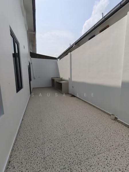 Semi-Detached House for Sale in Taman Kempas Utama (Tebrau) - Sausa Lee - Exterior - PropertyGuru.com.my