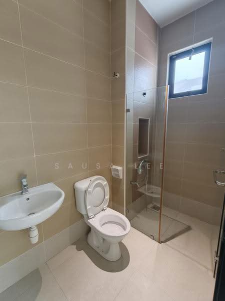 Semi-Detached House for Sale in Taman Kempas Utama (Tebrau) - Sausa Lee - PropertyGuru.com.my