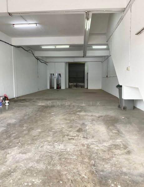 Terrace Factory for Rent in Taman Perindustrian Tampoi (Tampoi) - Fong Lik - Interior - PropertyGuru.com.my