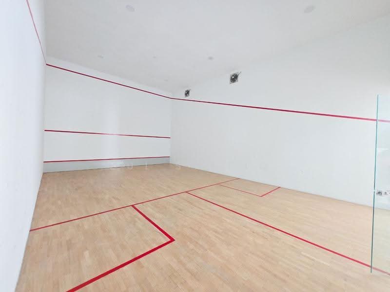 Kondominium untuk Dijual di Brezza Hill - Zul Syafiq - Gym - PropertyGuru.com.my