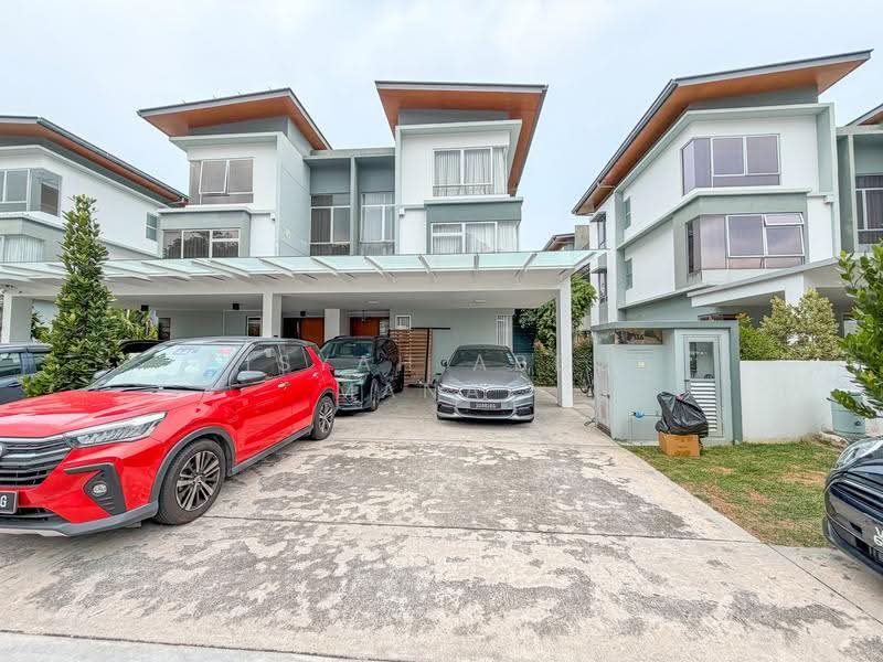 Semi-Detached House for Sale in Tropicana Heights (Kajang) - Aisyah Abdul Manap - Exterior - PropertyGuru.com.my