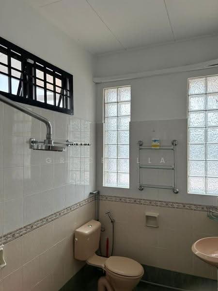 Rumah Teres 2-Tingkat untuk Dijual di Taman Desa Tebrau (Tebrau) - Grace Ella - Bathroom - PropertyGuru.com.my