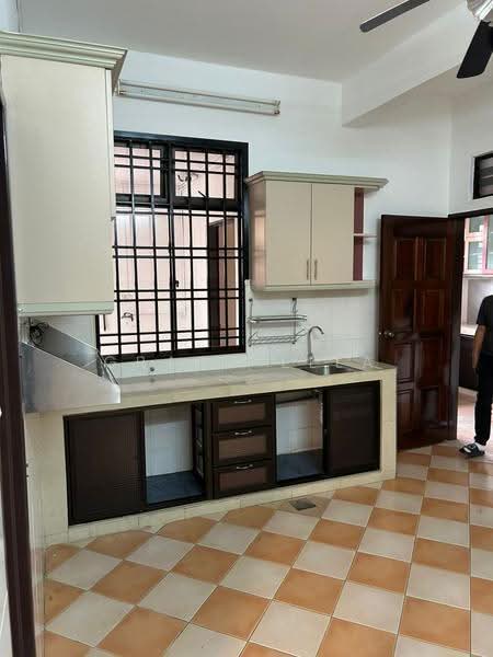 Rumah Teres 2-Tingkat untuk Dijual di Taman Desa Tebrau (Tebrau) - Grace Ella - Kitchen - PropertyGuru.com.my