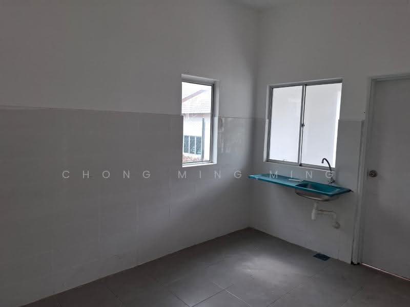 Semi-Detached House for Sale in Seremban (Negeri Sembilan) - Chong Ming Ming - Kitchen - PropertyGuru.com.my