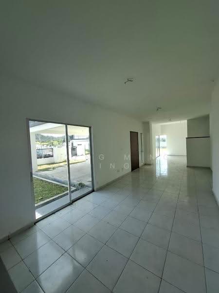 Bungalow House for Sale in Seremban (Negeri Sembilan) - Chong Ming Ming - Living Room - PropertyGuru.com.my