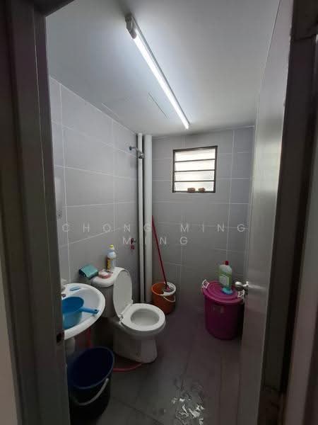 Apartment for Sale at Vista Sri Tanjung - Chong Ming Ming - Bathroom - PropertyGuru.com.my