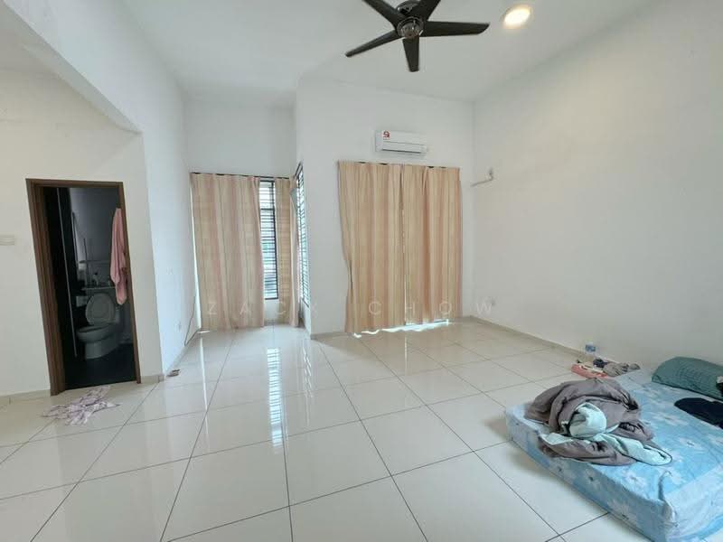 2-storey Terraced House for Sale in Taman Mutiara Rini (Skudai) - Zack Chow - Living Room - PropertyGuru.com.my