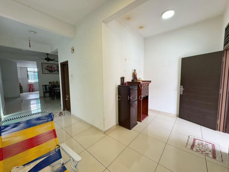 2-storey Terraced House for Sale in Taman Mutiara Rini (Skudai) - Zack Chow - Living Room - PropertyGuru.com.my