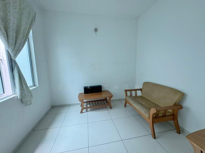 2-storey Terraced House for Sale in Taman Mutiara Rini (Skudai) - Zack Chow - Living Room - PropertyGuru.com.my