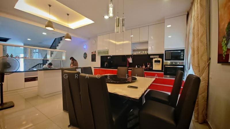 Rumah Kluster untuk Dijual di Setia Tropika (Johor Bahru) - Grace Ella - Dining Room - PropertyGuru.com.my