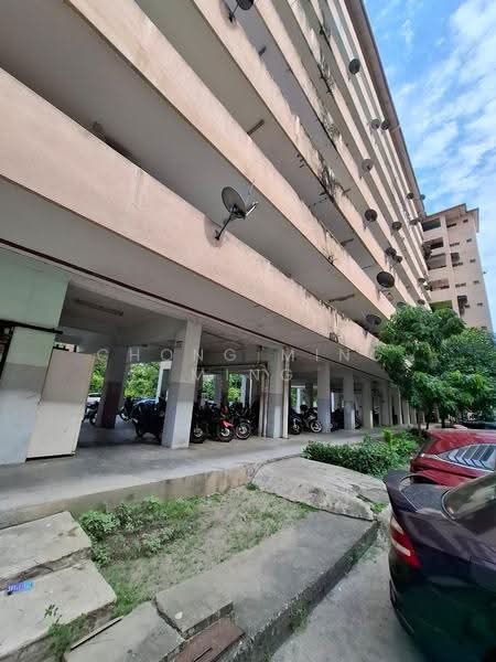 Flat for Sale at Pangsapuri Seri Perantau - Chong Ming Ming - Exterior - PropertyGuru.com.my