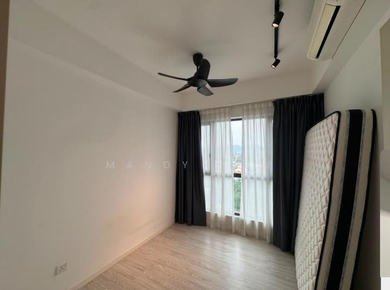 Kediaman Servis untuk Dijual di Three33 Residence - Mandy Liew - Bedroom - PropertyGuru.com.my