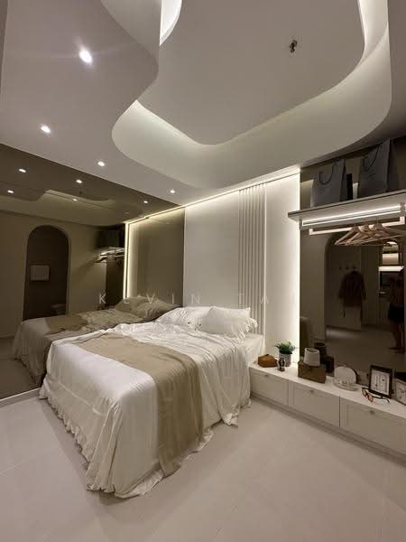Kediaman Servis untuk Dijual di Summer Suites - Residensi Bukit Meldrum - Kevin Tan - Bedroom - PropertyGuru.com.my