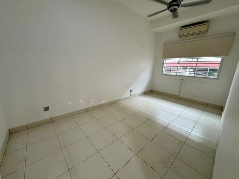Rumah Teres 2-Tingkat untuk Dijual di Taman Seri Austin (Tebrau) - Zack Chow - Interior - PropertyGuru.com.my