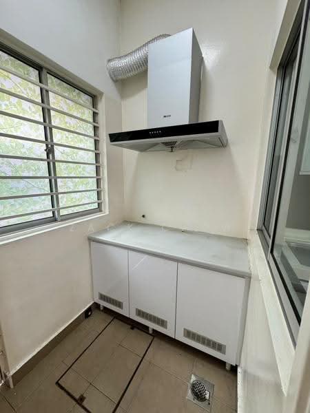 Rumah Teres 2-Tingkat untuk Dijual di Taman Seri Austin (Tebrau) - Zack Chow - Kitchen - PropertyGuru.com.my