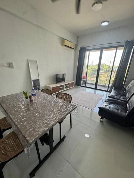 Condominium for Rent at Amberside @ Country Garden Danga Bay - Enoch Liong - Living Room - PropertyGuru.com.my