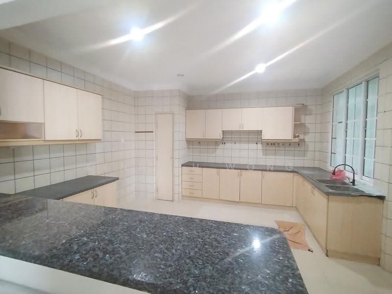 Condominium for Sale at De Summit Condominium - Kenneth Wong - Kitchen - PropertyGuru.com.my