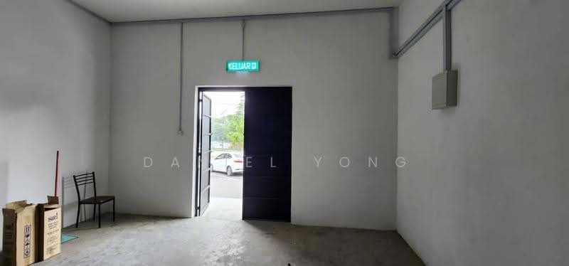 Shop for Sale in Taman Tasek (Johor Bahru) - Daniel Yong - Entrance - PropertyGuru.com.my