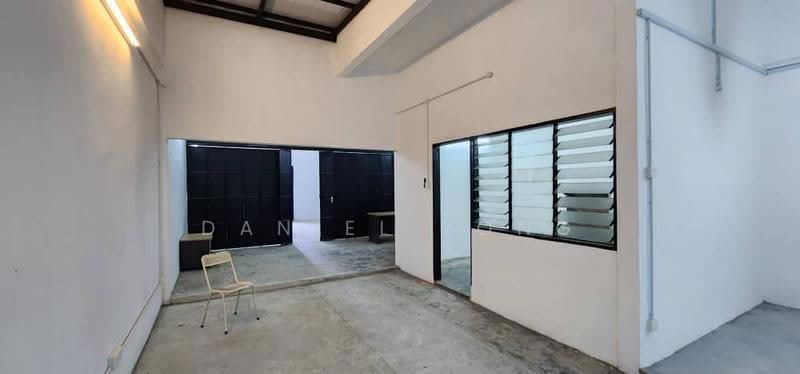 Shop for Sale in Taman Tasek (Johor Bahru) - Daniel Yong - Interior - PropertyGuru.com.my