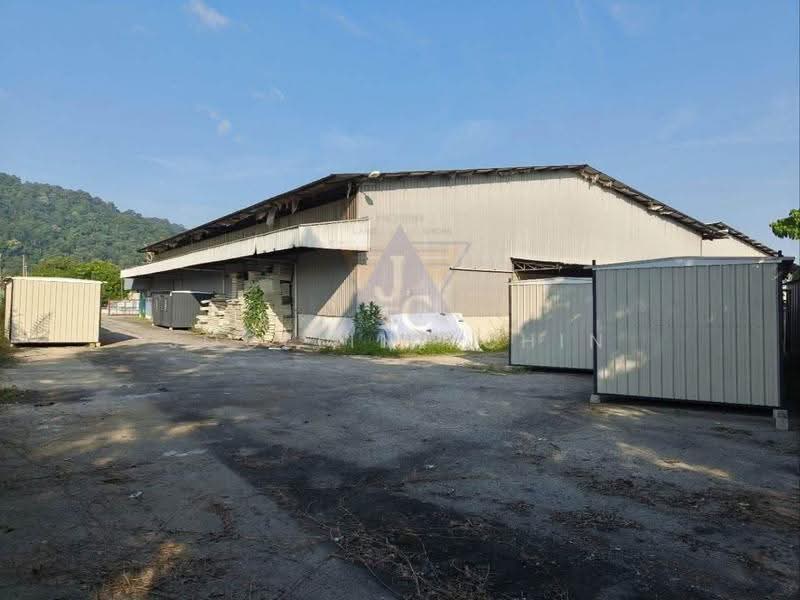 Warehouse for Rent in Kuantan (Pahang) - Joceline Chin - Exterior - PropertyGuru.com.my