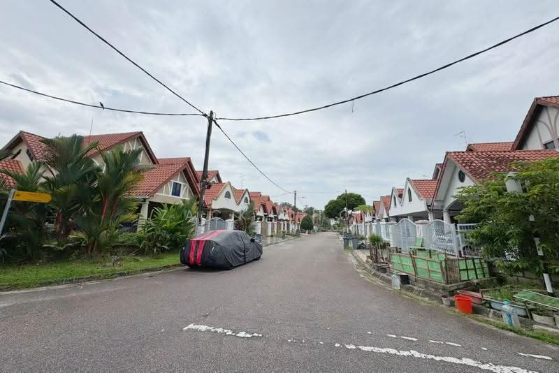 Rumah Teres 1.5-Tingkat untuk Dijual di Taman Pelangi Indah (Ulu Tiram) - Zack Chow - Exterior - PropertyGuru.com.my