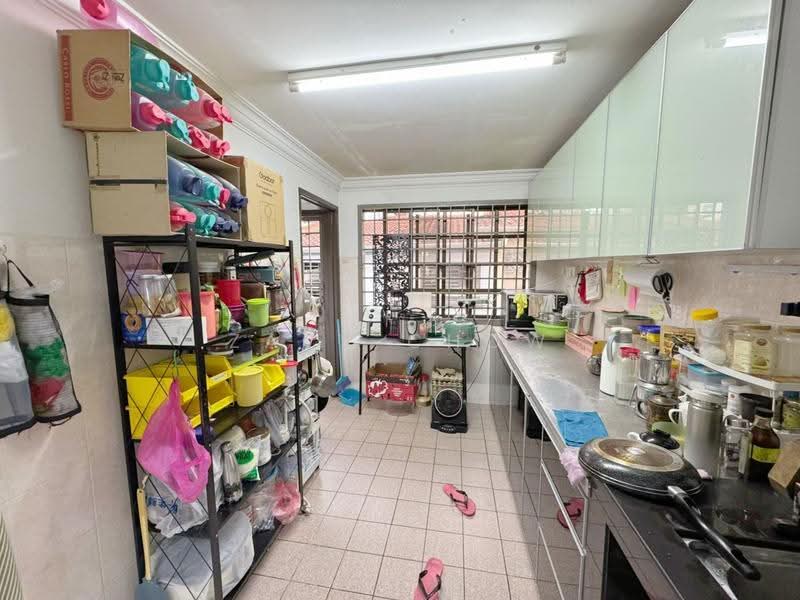 Rumah Teres 1.5-Tingkat untuk Dijual di Taman Pelangi Indah (Ulu Tiram) - Zack Chow - Kitchen - PropertyGuru.com.my