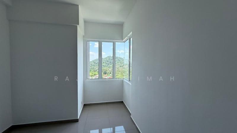 Condominium for Sale at E Park Residence - Raja Fatimah - Bedroom - PropertyGuru.com.my