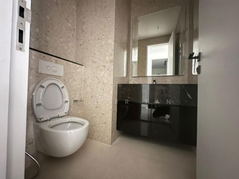 Service Residence for Sale at Pavilion Damansara Heights - Chester Tan - Bathroom - PropertyGuru.com.my