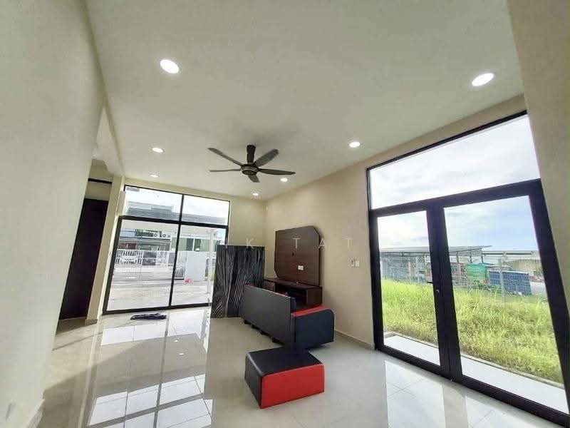 2-storey Terraced House for Sale in Bandar Seri Alam (Masai) - Yik Tat - PropertyGuru.com.my
