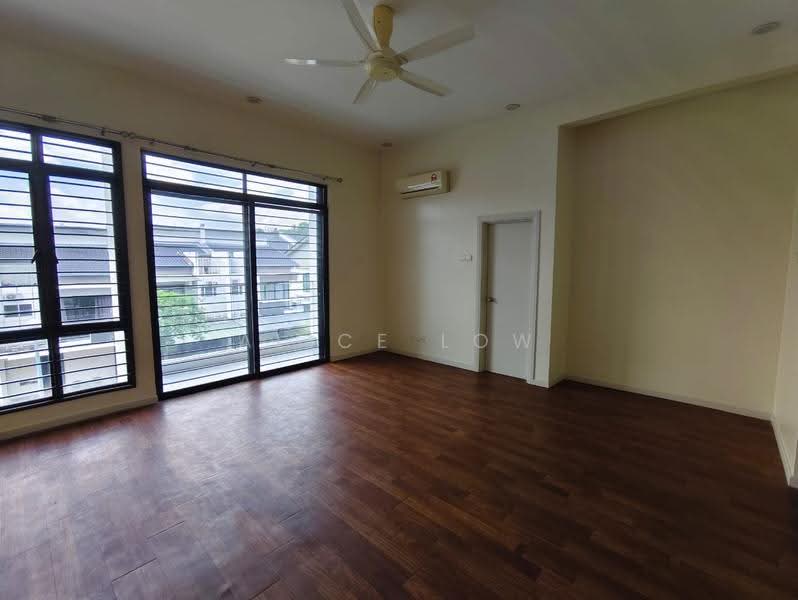 Rumah Teres 3-Tingkat untuk Dijual di Rawang (Selangor) - Alice Low - Living Room - PropertyGuru.com.my