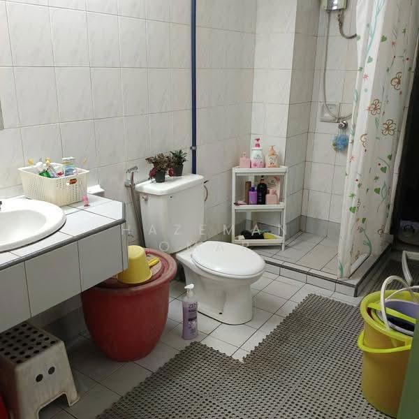 Condominium for Sale at Tiara Kelana - Hazeman Omar - Bathroom - PropertyGuru.com.my