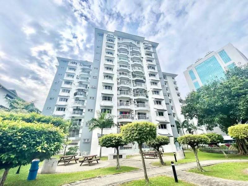 Condominium for Sale at Tiara Kelana - Hazeman Omar - Exterior - PropertyGuru.com.my