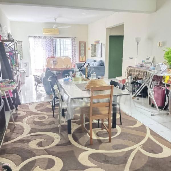 Condominium for Sale at Tiara Kelana - Hazeman Omar - Living Room - PropertyGuru.com.my