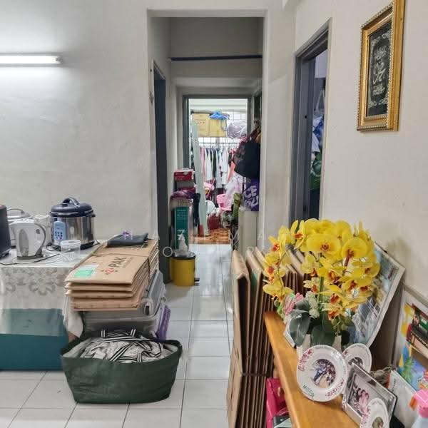 Condominium for Sale at Tiara Kelana - Hazeman Omar - Corridor - PropertyGuru.com.my