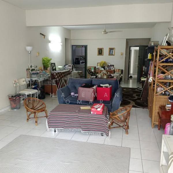 Condominium for Sale at Tiara Kelana - Hazeman Omar - Living Room - PropertyGuru.com.my