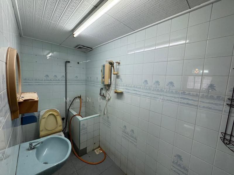 Rumah Teres 2-Tingkat untuk Disewa di Kepong (Kuala Lumpur) - Mandy Liew - Bathroom - PropertyGuru.com.my