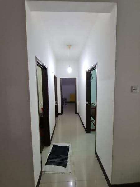 Apartment for Sale at Desa Idaman Residences - Midi Tan - Corridor - PropertyGuru.com.my