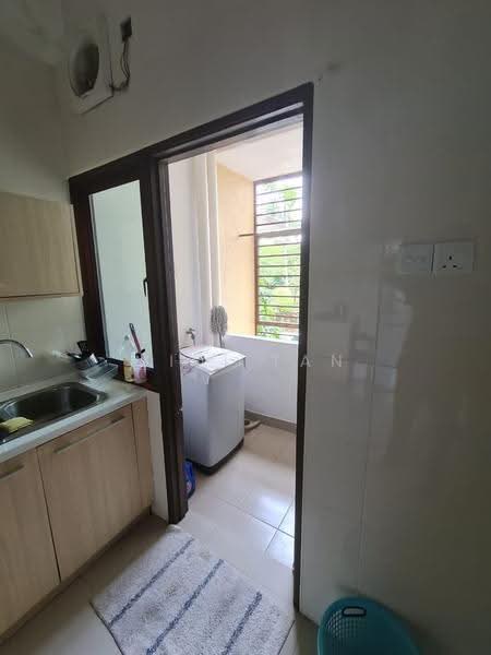 Apartment for Sale at Desa Idaman Residences - Midi Tan - Kitchen - PropertyGuru.com.my