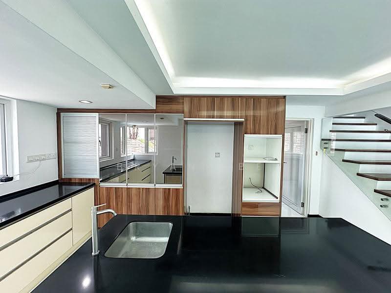 Terraced House for Rent in Bangsar Baru (Bangsar) - Bryant Be - Kitchen - PropertyGuru.com.my