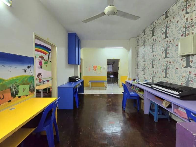 2-storey Terraced House for Sale in Taman Mount Austin (Tebrau) - Olivia Ching - Study - PropertyGuru.com.my