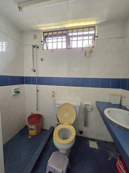 2-storey Terraced House for Sale in Taman Mount Austin (Tebrau) - Olivia Ching - Bathroom - PropertyGuru.com.my