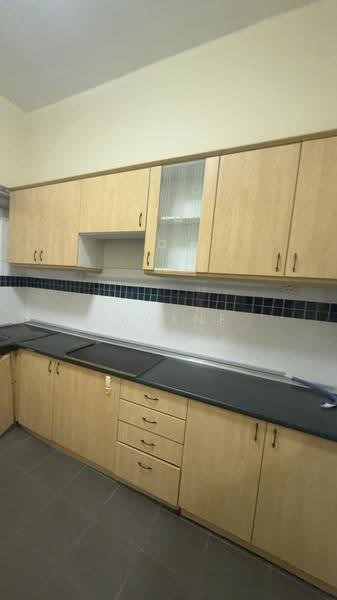 Kondominium untuk Disewa di Puncak Athenaeum - Eugene Lim - Kitchen - PropertyGuru.com.my