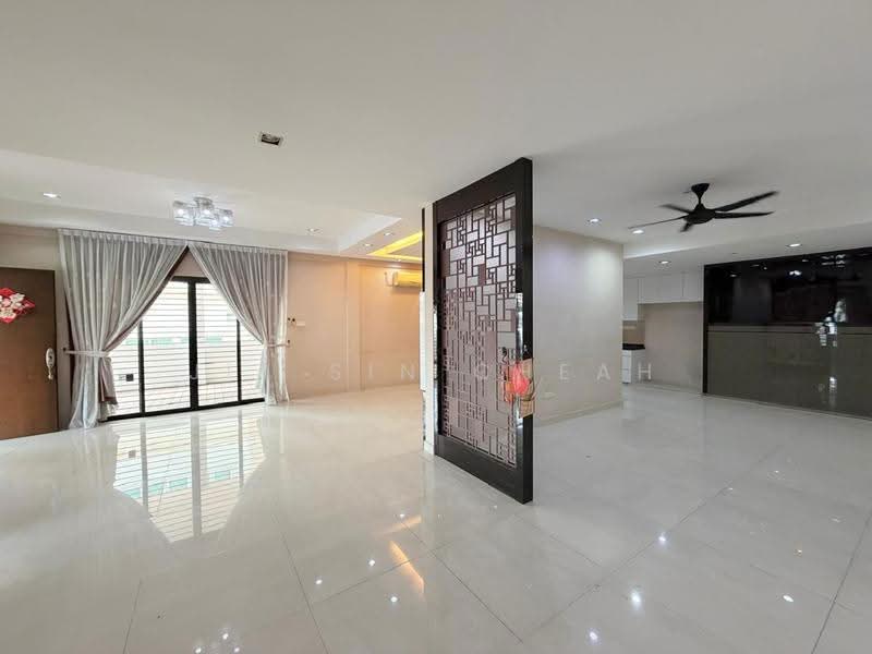 Bungalow House untuk Disewa di Taman Sri Tebrau (Johor Bahru) - Jit Sin Cheah - Living Room - PropertyGuru.com.my