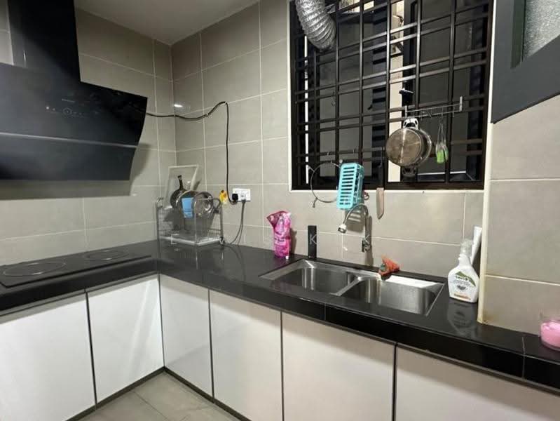 Kondominium untuk Dijual di Palace Court (Sri Istana) - Elvis Kok - Kitchen - PropertyGuru.com.my