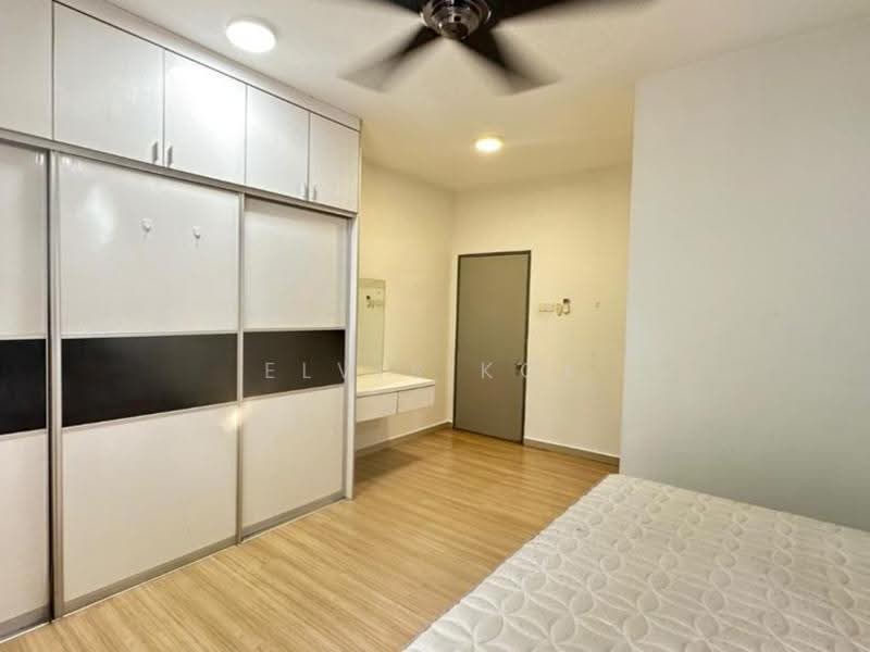 Kondominium untuk Dijual di Palace Court (Sri Istana) - Elvis Kok - Bedroom - PropertyGuru.com.my