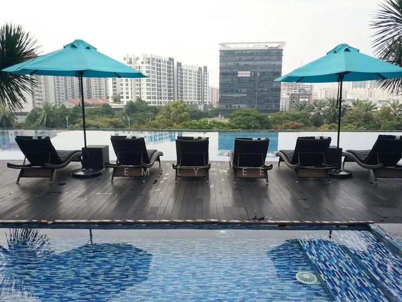 Kediaman Servis untuk Disewa di Nova Saujana - Emily Lee - Pool - PropertyGuru.com.my