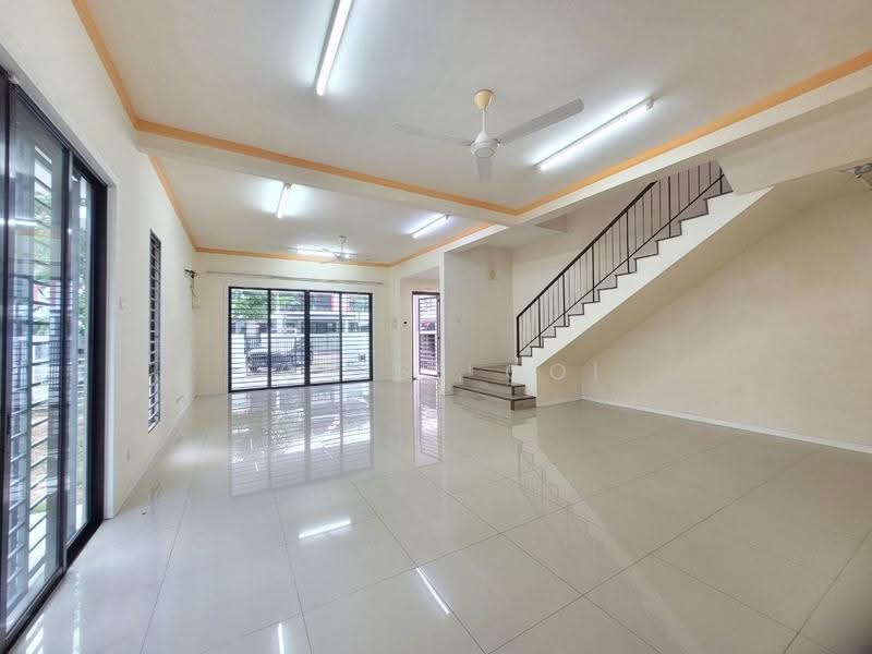 Rumah Teres 2-Tingkat untuk Disewa di Bandar Bukit Raja (Bukit Raja) - Louise Ooi - PropertyGuru.com.my
